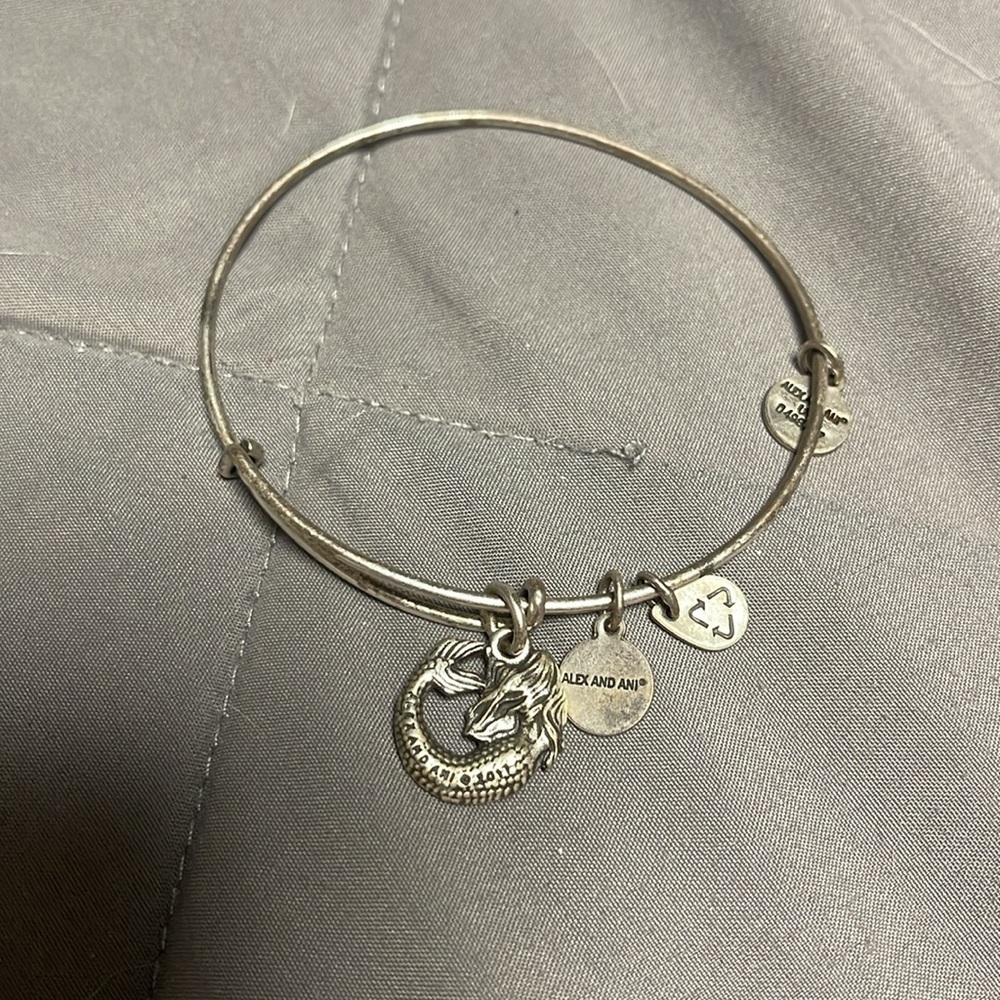 Alex and Ani 2017 Mermaid Silver Bangle Bracelet - Picture 3 of 3